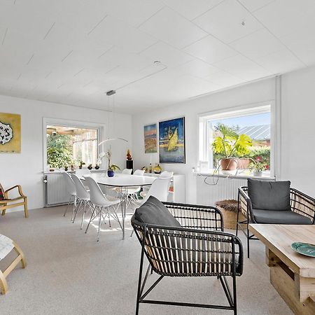 Bed and Breakfast Logi I Hus Med Kunst Og Have Vestervig Esterno foto